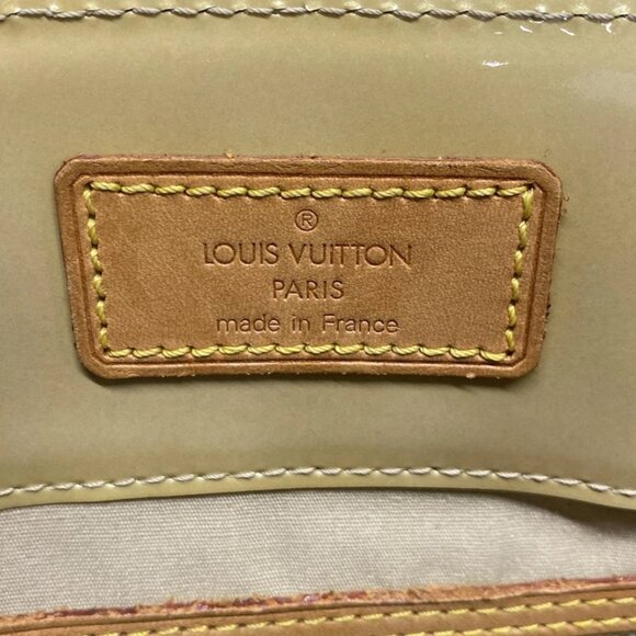 LOUIS VUITTON Reade MM Soft Beige Monogram Vernis - Handbag 220-061225 - Picture 10 of 11
